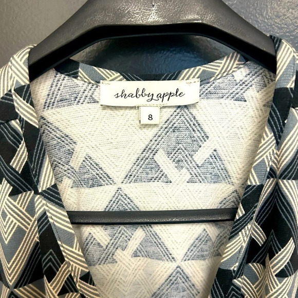 Shabby Apple size 8  NWOT long wrap dress thicker material - Picture 8 of 8